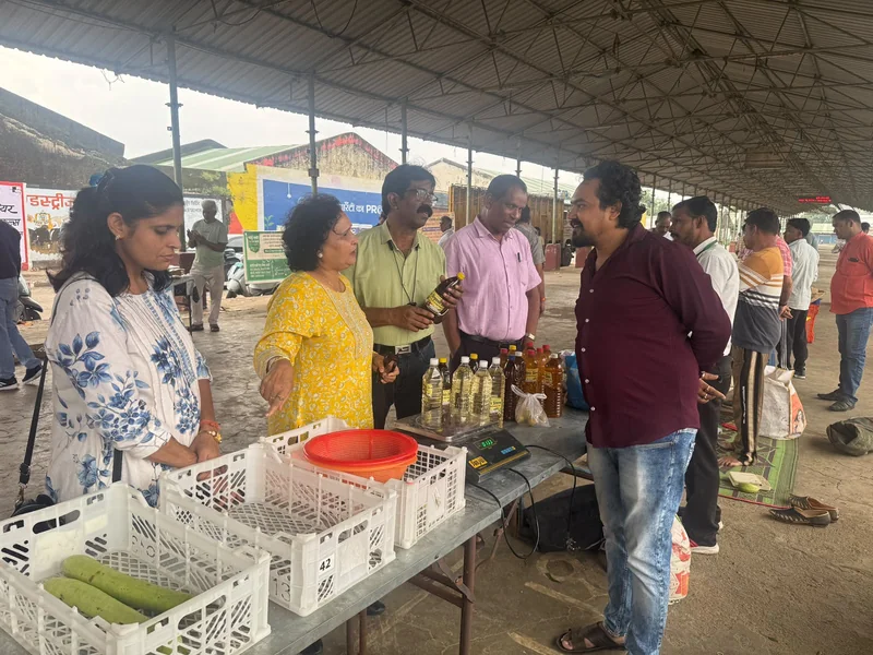 खेत से बाजार तक पहुंची किसानों की जैविक उपज